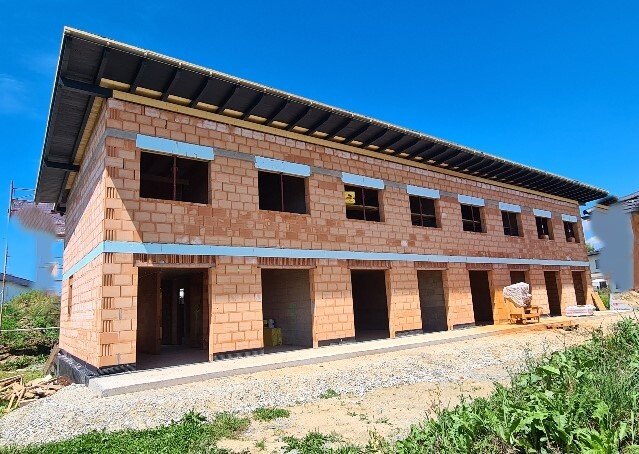 IN BAU sind gerade vier Reihenhäuser in wunderschöner und ruhiger Lage IN BAU sind gerade vier Reihenhäuser in wunderschöner und ruhiger Lage